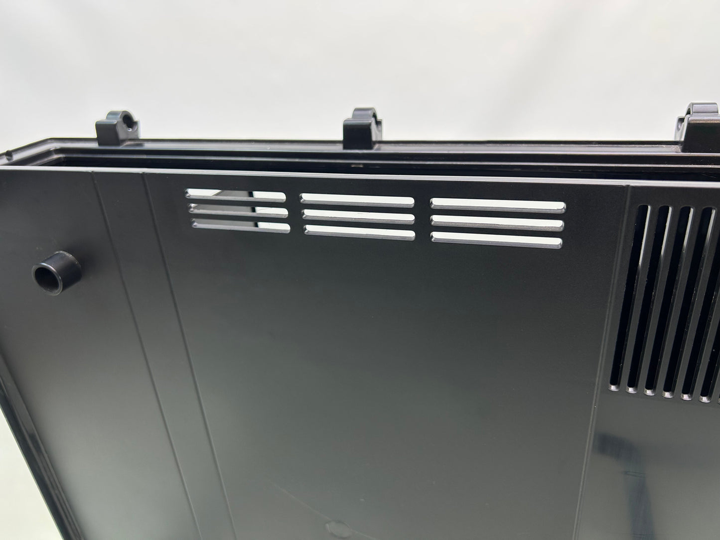 Center overflow plug for Coralife Biocube 29 and 32 Aquariums